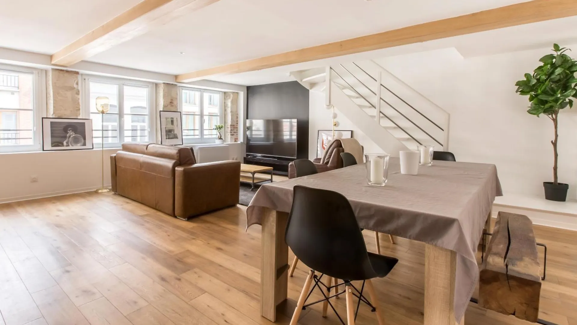 Duplex D'Exception Avec Patio Prive - Hyper Centre Apartment Lille